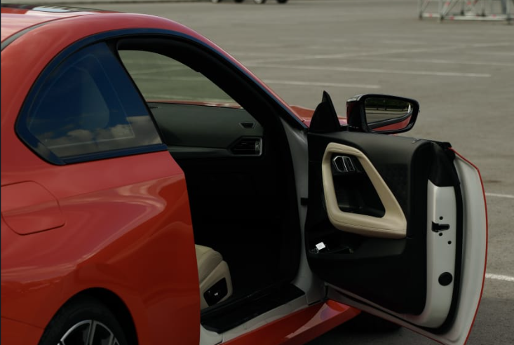 BMW 230i